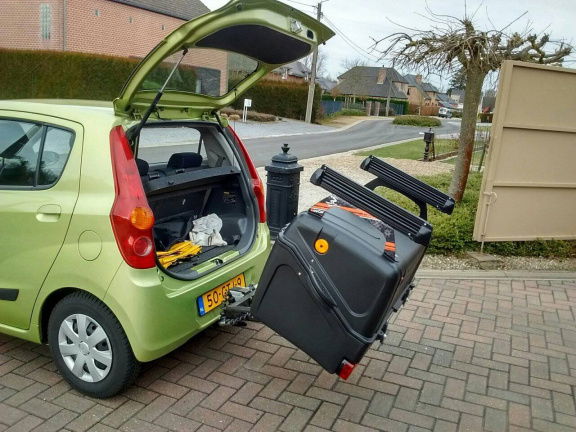 TOWBOX v1 trekhaakkoffer bagage op de trekhaak! Bespaar 14% brandstof! - Afbeelding 4