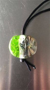 Handgemaakte glashanger groen met bloem NIEUW uniek met kett - 2