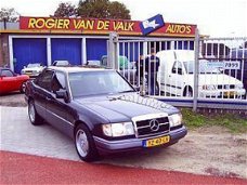 Mercedes-Benz 200-serie - 200 E (W124)