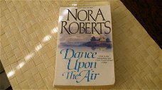 Nora Roberts...Dance upon the air