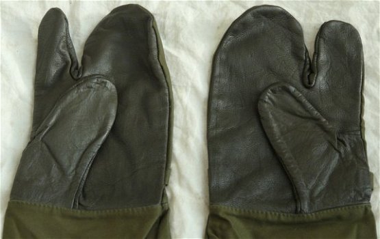 Handschoenen / Overwanten, Gevechts, Koninklijke Landmacht, maat: 11, 1979.(Nr.3) - 4