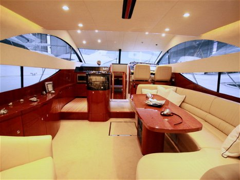 Fairline Phantom 50 (2005) - 4