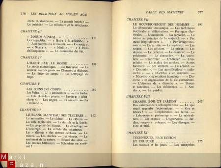 LEO MOULIN**LA VIE QUOTIDIENNE DES RELIGIEUX AU MOYEN AGE** - 5