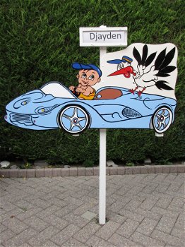 Nieuw geboortebord baby jongen in auto - 1