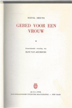 NEVIL SHUTE**GEBED VOOR EEN VROUW**WITTE TEXTUUR LINNEN BOEK - 2