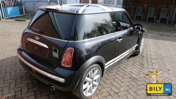 In onderdelen MINI R50 2 2003 bij BILY Autodemontage - 3