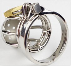 chastity kooi met extra spike ring. K40 A