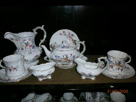 HAMMERSLEY servies BIRD OF PARADISE en F HOWARDS patterns en VICTORIAN VIOLETS - 1