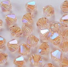 Swarovski 5301 Light Peach AB2x 4mm Per 10 Stuk