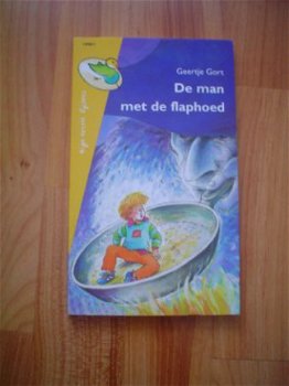 De man met de flaphoed door Geertje Gort - 1