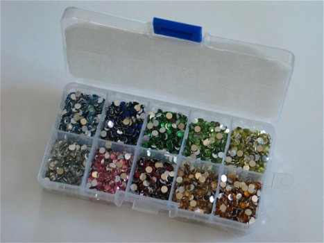 Rhinestone box - 1