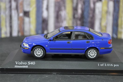 Volvo S40 blauw 1:43 Minichamps - 1