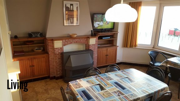 De Panne Appartement 3 slpk.- 2 badk.- 6/8 pers.- Zeedijk 38 Res. Castellamare 2° Verd. - FRONTAAL - 3