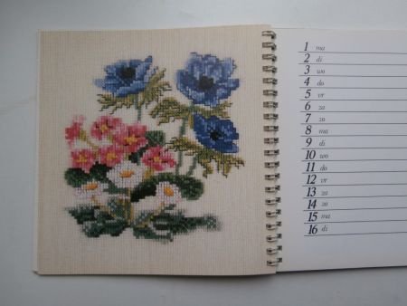 Cantecleer Kruissteek Agenda 1982 met twaalf bloemmotieven - Afbeelding 4