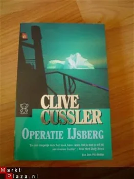 pockets en paperbacks door Clive Cussler - 1