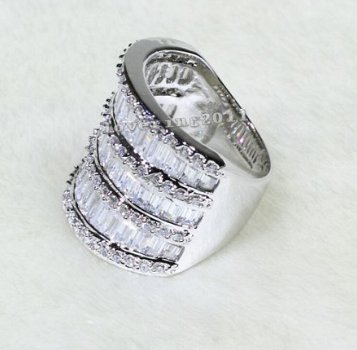 Zware ring mt 18 sterling zilver, bomvol zuivere kristalstenen die lijken op diamanten - 4