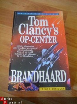 paperbacks en pockets door Tom Clancy - 1