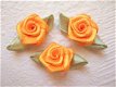Mooi groot satijnen roosje ~ 15 mm ~ Zacht oranje - 1 - Thumbnail