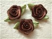 Mooi groot satijnen roosje ~ 15 mm ~ Donker bruin - 1 - Thumbnail