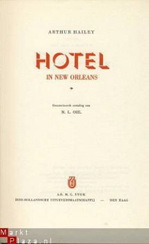 ARTHUR HAILEY**HOTEL IN NEW ORLEANS**LINNEN HARDCOVER ZHU - 2