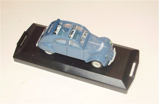 1:43 Vitesse Citroën 2CV 1957 Blue open Top 526-2 - 2