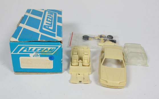 1:43 Alezan resin kit Peugeot 605 1989 - 0