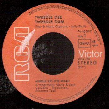 Middle Of the Road - Tweedle Dee Tweedle Dum - Give It Time vinylsingle - 1