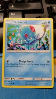 Tentacool 23/145 common SM Guardians Rising - 1