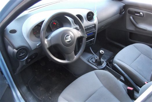 Seat Ibiza 6L 5drs 1.4 16V 2004 Onderdelen en Plaatwerk - 5
