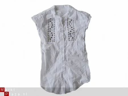 witte mouwloze blouse met studs in mt 98/104 - 1