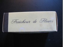 Een oud stuk zeep Lavor...Bloemenfrisheid/Fraicheur de Fleurs... - 3