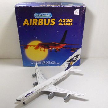 1:250 Schabak 855-1 Airbus A340 Lufthansa - 1