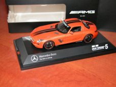 1:43 Schuco Mercedes SLS AMG 2009 Gran Turismo 5 Schuco Signature Edition Gran Turismo 5 PS3 orange