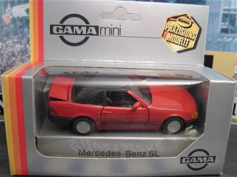 1:43 oude Gama MB Mercedes SL cabrio rood met softtop - 1