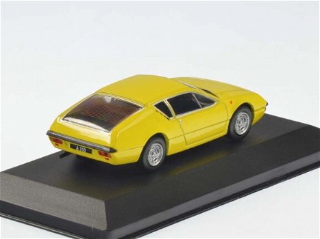 1:43 WhiteBox WB160 Renault Alpine A310 1600 1972 Yellow Ixo - 2