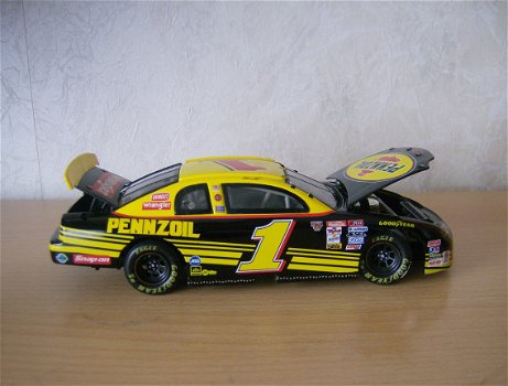 1:24 Action Chevrolet 1993 Monte Carlo Nascar #1 Pennzoil Wrangler Snap-on MOOG 76 Bud GoodYear - 3