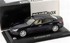 1:43 WhiteBox Maserati Quattroporte GTS 2013 Ixo WBS025 metallic donkerblauw