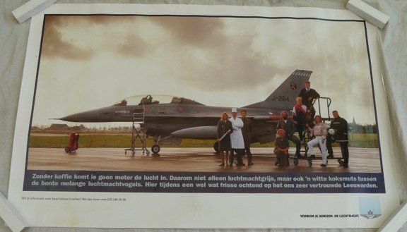 Poster / Affiche, Straaljager / Jetfighter, F-16A, KLu, afm.: 63x39cm, jaren'90.(Nr.2) - 3