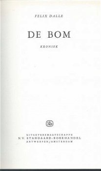 FELIX DALLE**DE BOM**KRONIEK**GROENE TEXTUUR LINNEN + GOUDOP - 5