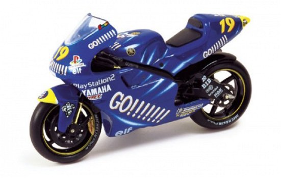 1:24 Ixo moto Yamaha YZR 500 #19 2002 O.Jacque GO!! - 1