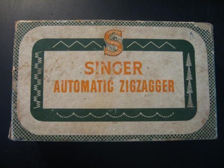 SINGER oud doosje met Automatic Zigzagger - 1