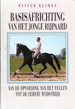 Basisafrichting van het jonge rijpaard - 1