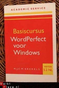 M.J.C.M. Krekels - Basiscursus wordperfect voor Windows