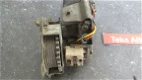 VW Audi Ruitenwissermotor 171955113 / Bosch 0390246077 Used - 4 - Thumbnail