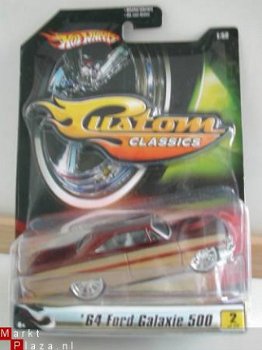 DSCN11053 Hotwheels 1964 Ford Galaxie 500 - 0