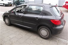 Peugeot 307 1.6 16V 2005 Onderdelen en Plaatwerk Kleur EXLD