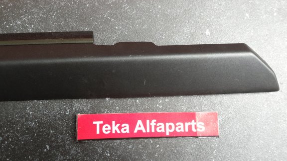 Alfa Romeo 75 deurstrip 16100750360100 Rechtsvoor NOS - 2