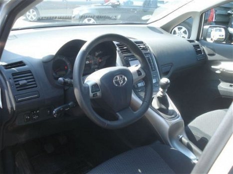 Toyota Auris - 1.4D-4D Aspiration Navigatie - 1
