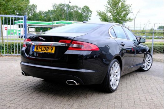 Jaguar XF - 2.7D V6 Premium Luxury - 1