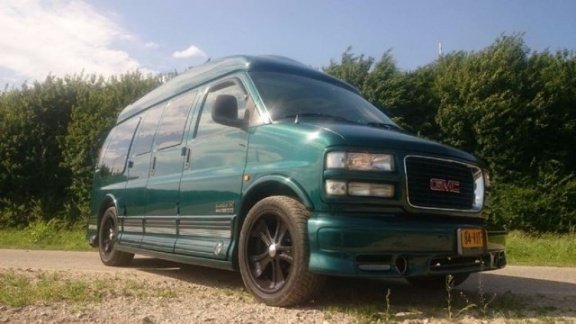 Chevrolet Chevy Van - GMC explorer - 1